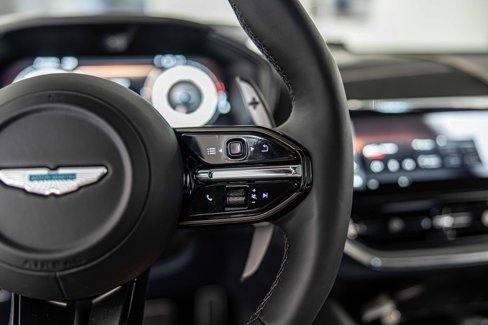 Used 2025 Aston Martin DBX 707 image 27