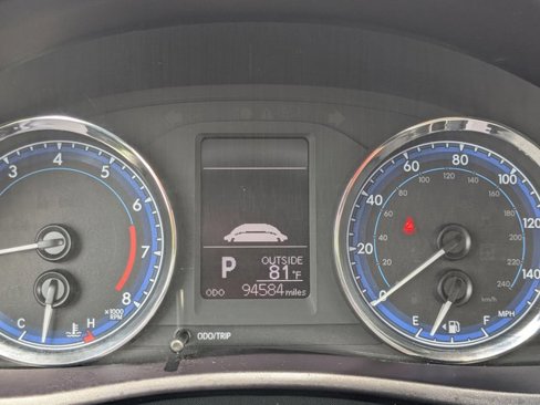 Used 2017 Toyota Corolla LE image 10