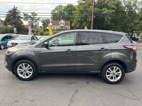 Used 2017 Ford Escape SE image 8