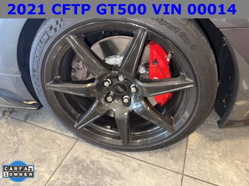 Used 2021 Ford Mustang Shelby GT500 w/ Carbon Fiber Track Pack image 8