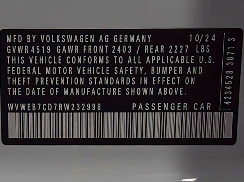 Used 2024 Volkswagen Golf R image 43