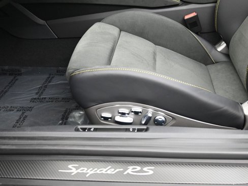 Certified 2025 Porsche 718 Boxster Spyder RS image 6