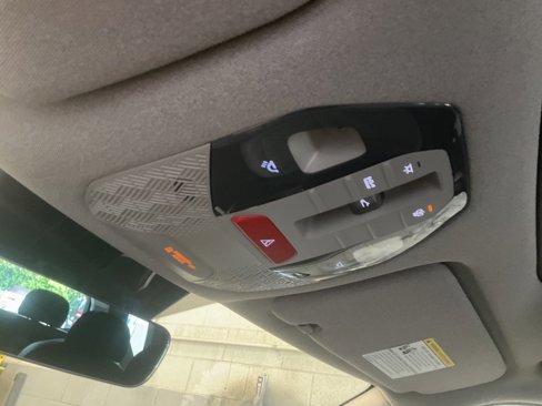 New 2026 Kia EV9 Light image 21