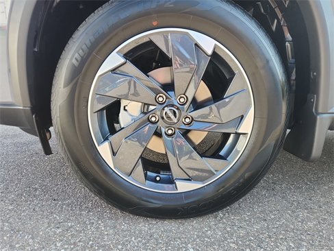 New 2026 Nissan Rogue SV image 10