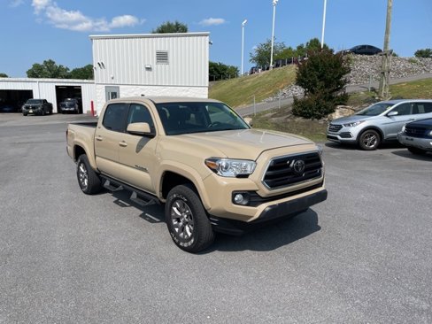Used 2019 Toyota Tacoma SR5 image 2