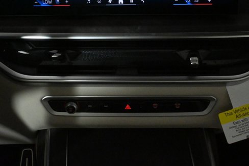 New 2026 BMW X7 xDrive40i w/ Executive Package image 25