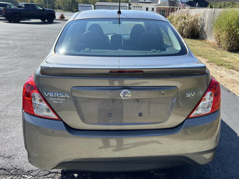 Used 2017 Nissan Versa SV image 5