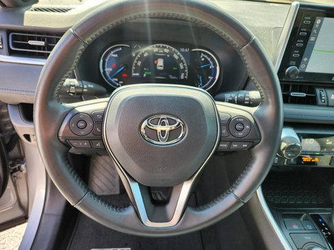 Used 2021 Toyota RAV4 XSE image 16