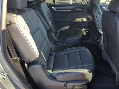 New 2025 GMC Acadia Elevation w/ Elevation Premium Package image 28