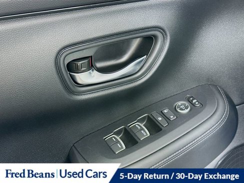 Used 2024 Honda HR-V EX-L image 16
