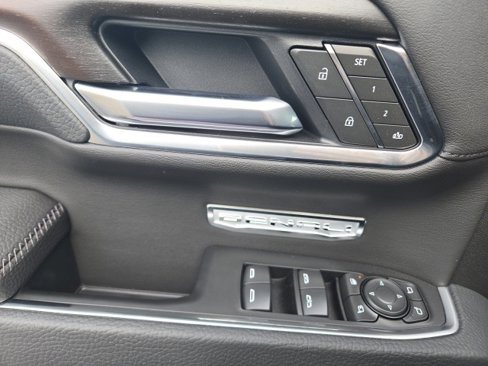 New 2025 GMC Sierra 1500 Denali w/ Denali Reserve Package image 7