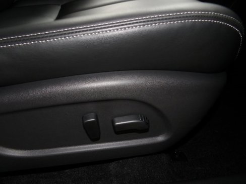 Certified 2024 Nissan Murano SV w/ SV Midnight Edition Package image 23