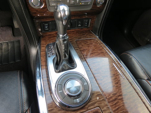 Used 2017 Nissan Armada SL w/ Interior Lighting Package image 20