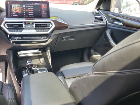 Used 2024 BMW X4 xDrive30i image 14