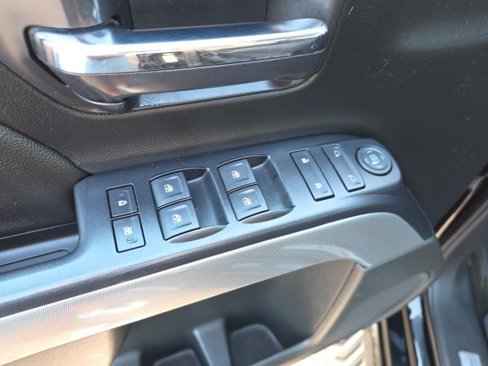 Used 2017 Chevrolet Silverado 1500 LT w/ All Star Edition image 18