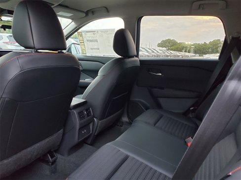 New 2026 Nissan Rogue SV image 5