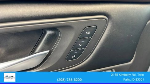 Used 2023 Nissan Rogue SL w/ SL Premium Package image 17