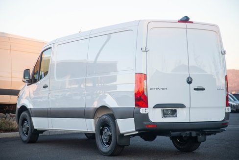 Used 2025 Mercedes-Benz Sprinter 2500 image 10