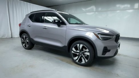 New 2026 Volvo XC40 B5 Ultra w/ Climate Package image 16