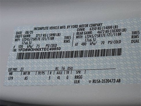 New 2026 Ford F350 4x4 Crew Cab DRW Super Duty image 17