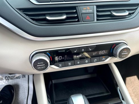 Used 2020 Nissan Altima 2.5 SV image 28