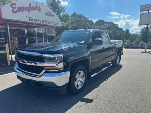 Used 2018 Chevrolet Silverado 1500 LT image 1
