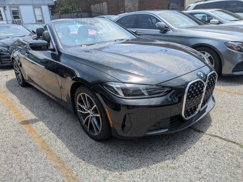 Used 2025 BMW 430i xDrive Convertible w/ Premium Package image 3