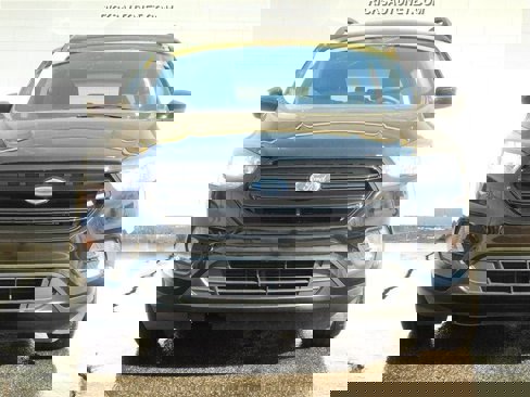 Used 2018 Ford Escape SE image 3