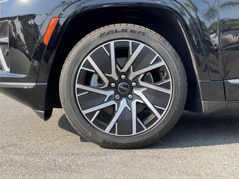 New 2025 Jeep Wagoneer Limited image 10