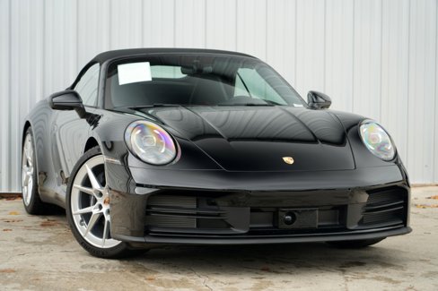 Used 2025 Porsche 911 Carrera image 4