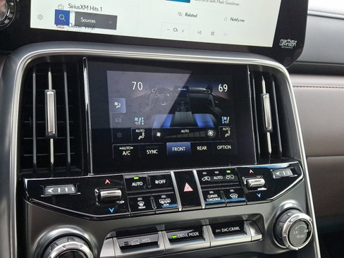 New 2025 Lexus LX 600 4WD w/ Luxury Package image 15