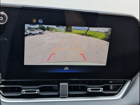 New 2026 Chevrolet Equinox LT image 11