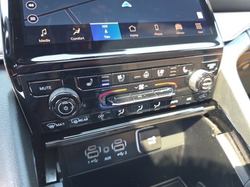 Used 2024 Jeep Grand Cherokee L Summit w/ Advanced Protech Group IV image 33