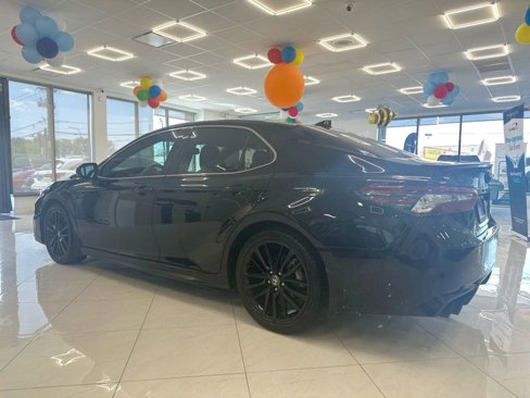 Used 2023 Toyota Camry XSE image 10