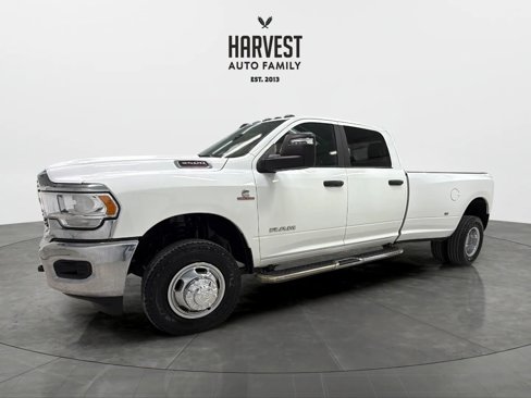 Used 2024 RAM 3500 Big Horn image 1
