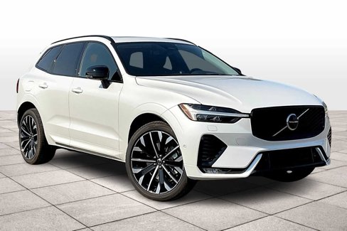 New 2026 Volvo XC60 B5 Ultra w/ Climate Package image 2