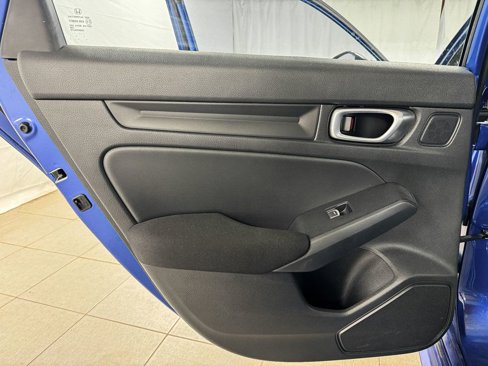 Used 2023 Honda Civic Sport image 15