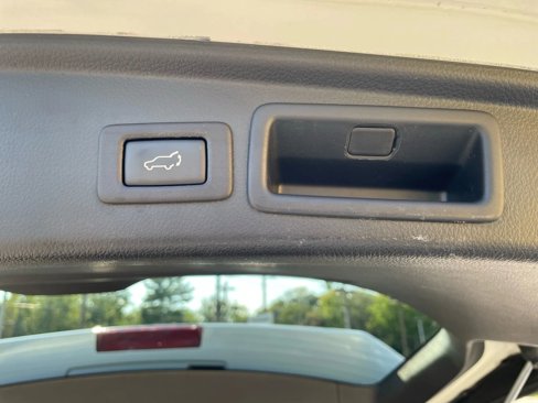 Used 2015 Subaru Forester 2.0XT Touring w/ Eyesight & Navigation System image 41