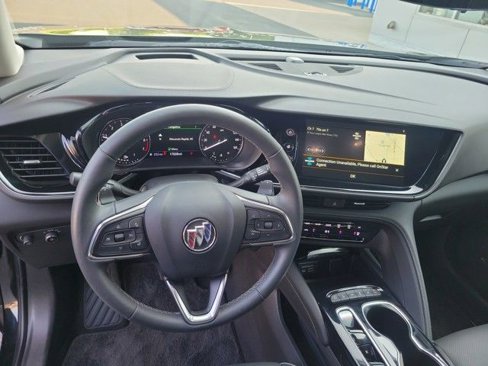 Used 2023 Buick Envision Avenir image 16