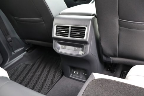 New 2026 Volkswagen Atlas Cross Sport SEL Premium R-Line image 16