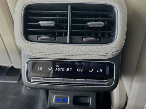 New 2026 Mercedes-Benz GLS 580 4MATIC image 26