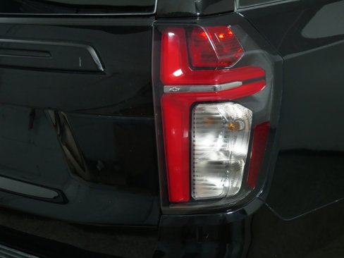 Certified 2023 Chevrolet Tahoe Z71 w/ Luxury Package image 17