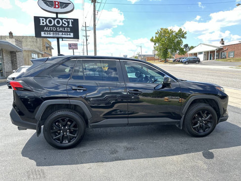 Used 2023 Toyota RAV4 LE image 8