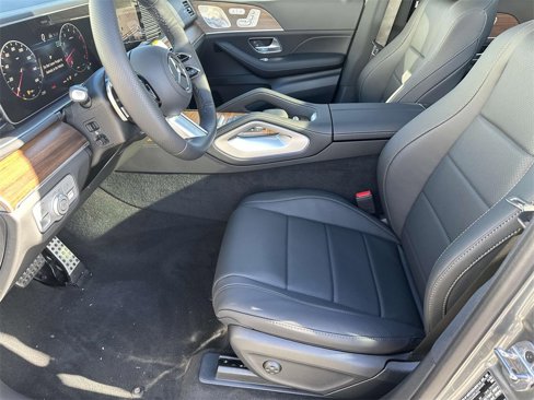 New 2025 Mercedes-Benz GLS 450 4MATIC image 21