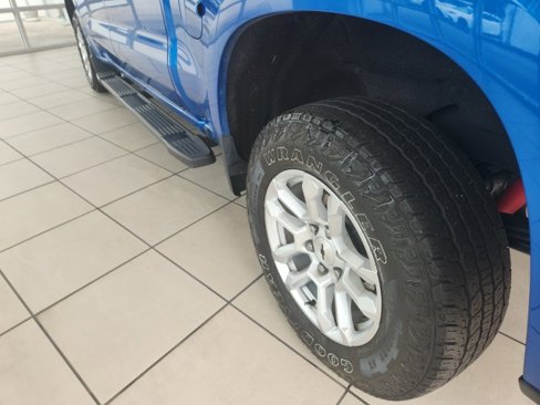 Used 2022 Chevrolet Silverado 1500 RST image 14