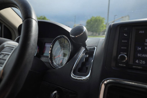 Used 2015 Chrysler Town & Country Touring image 14