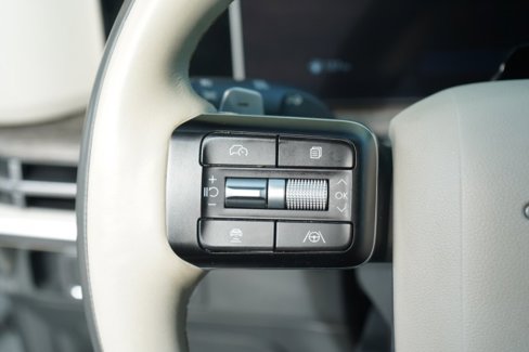Used 2024 Hyundai Santa Fe Calligraphy image 29