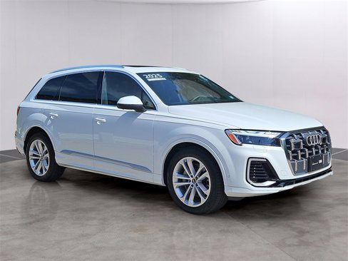 Certified 2025 Audi Q7 3.0T Prestige image 3