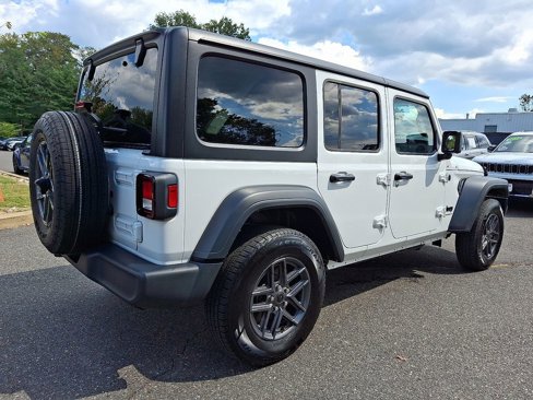 Used 2024 Jeep Wrangler Sport S image 6
