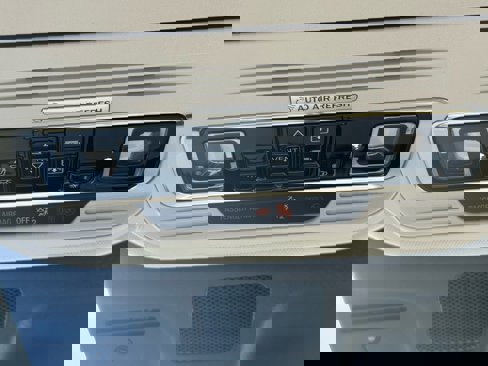 New 2025 Lincoln Navigator Reserve image 39